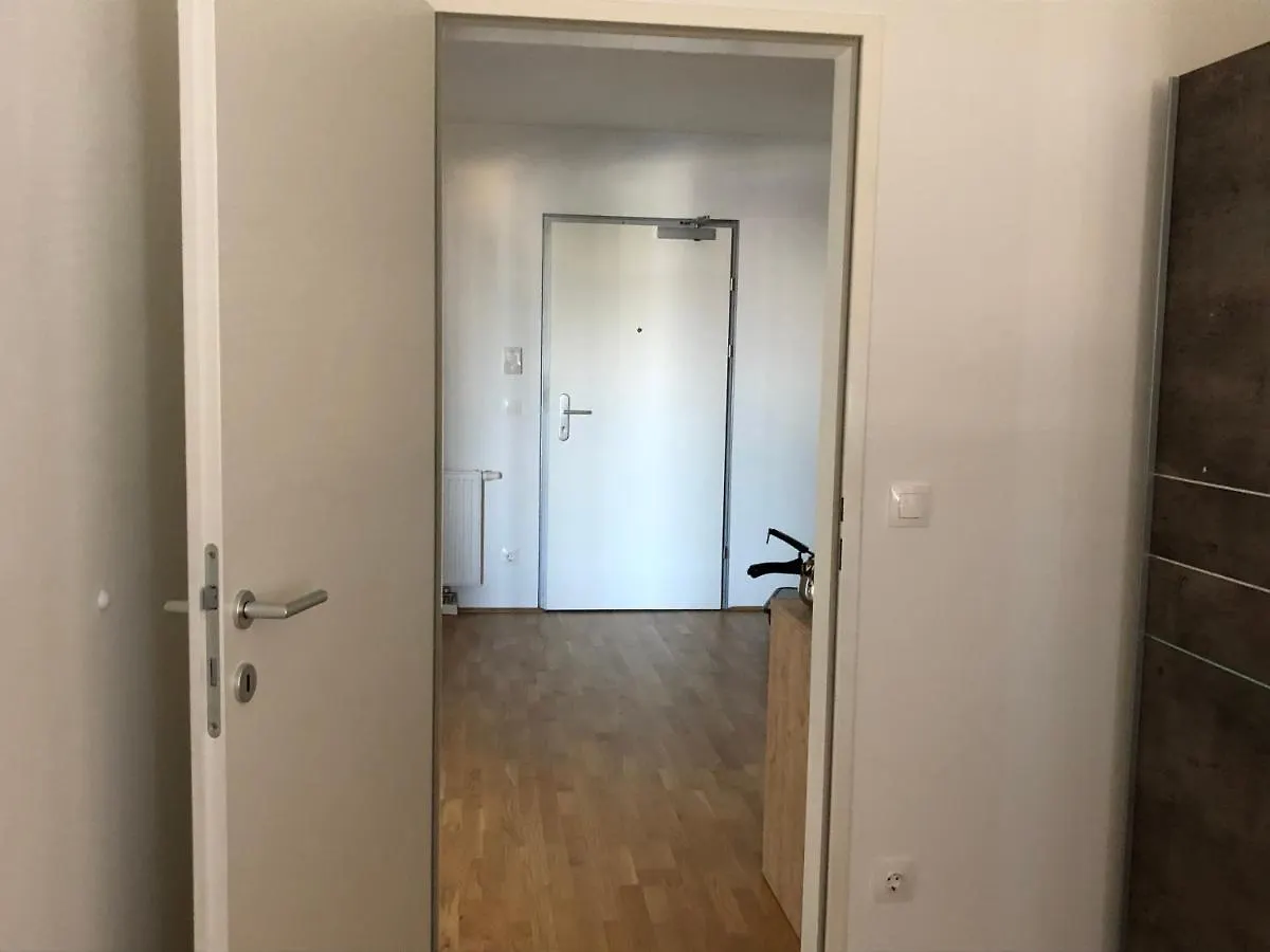 City Gate Apartment, U1 Metro Station, Vienna 0*,  Austria