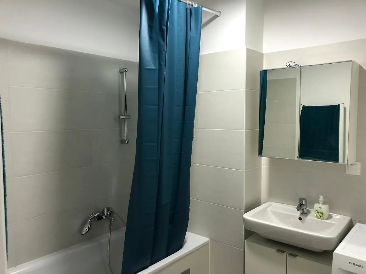 City Gate Apartment, U1 Metro Station, Vienna