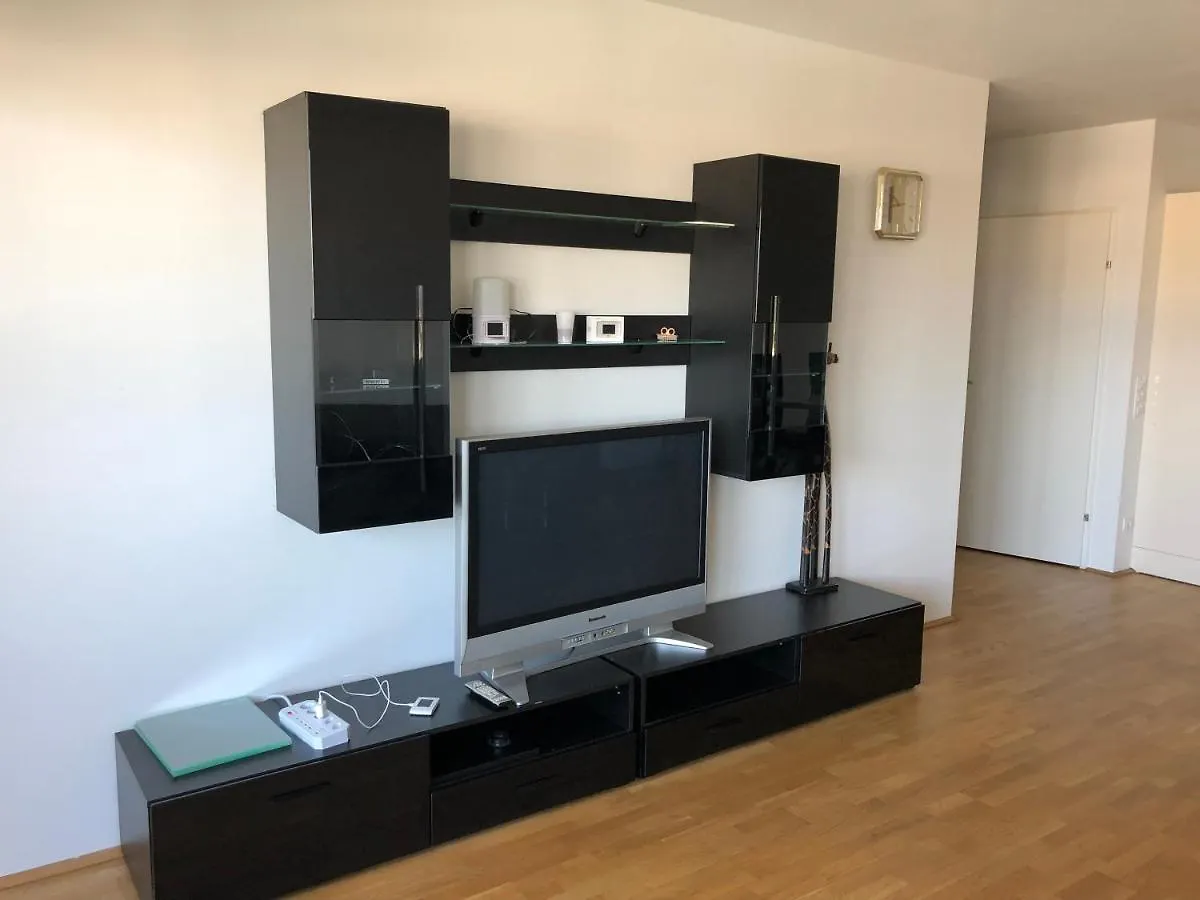 City Gate Apartment, U1 Metro Station, Vienna Apartment